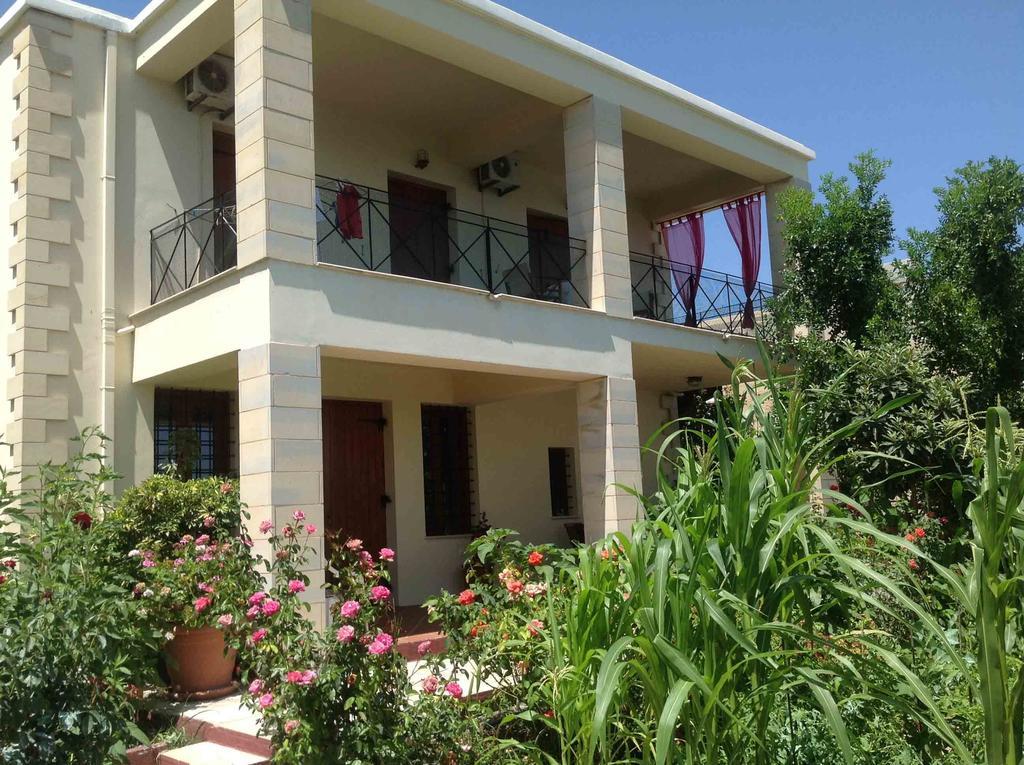 The Garden Villas Maleme  Exterior photo