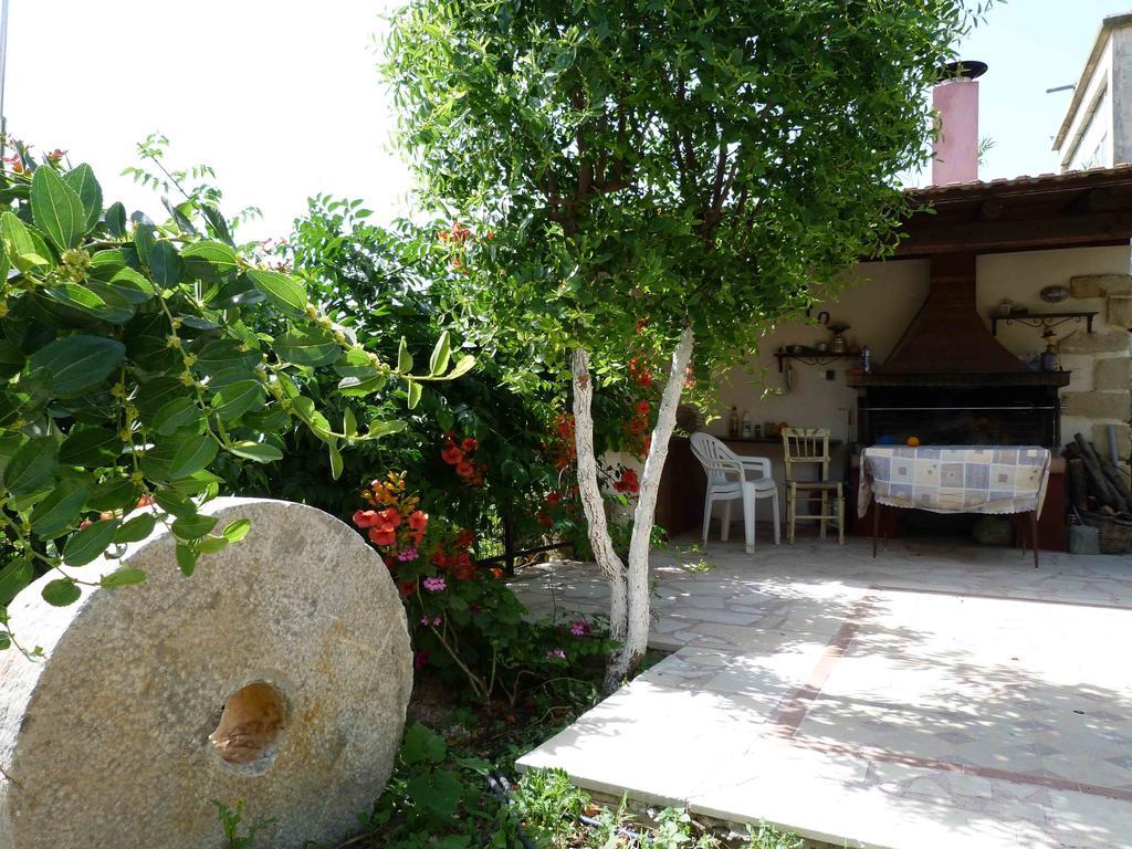 The Garden Villas Maleme  Exterior photo